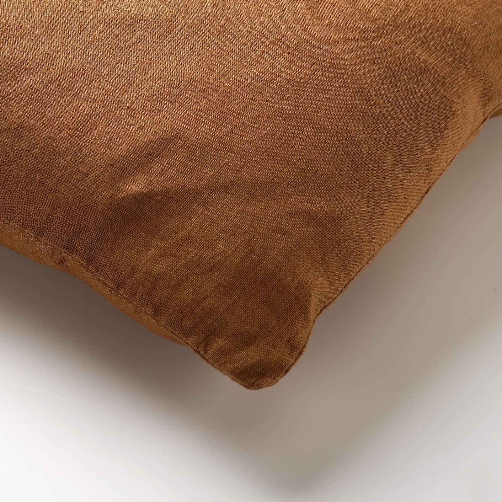 LINN - Cushion 45x45 cm Tobacco Brown - brown