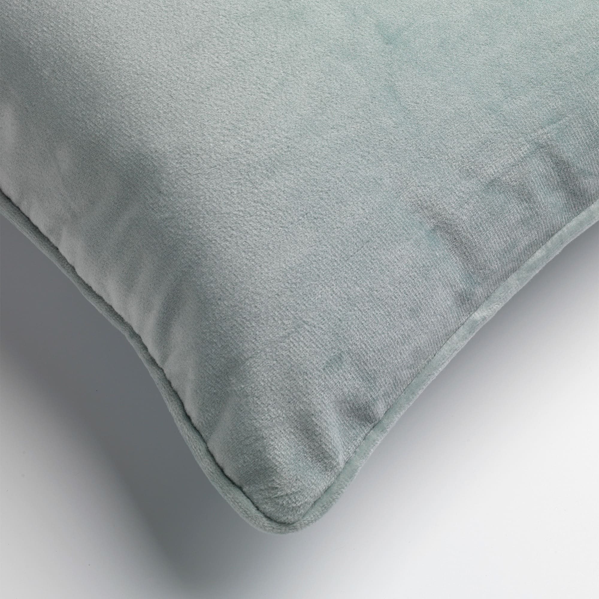 FINN - Coussin en velours Jadeite  30x50 cm 