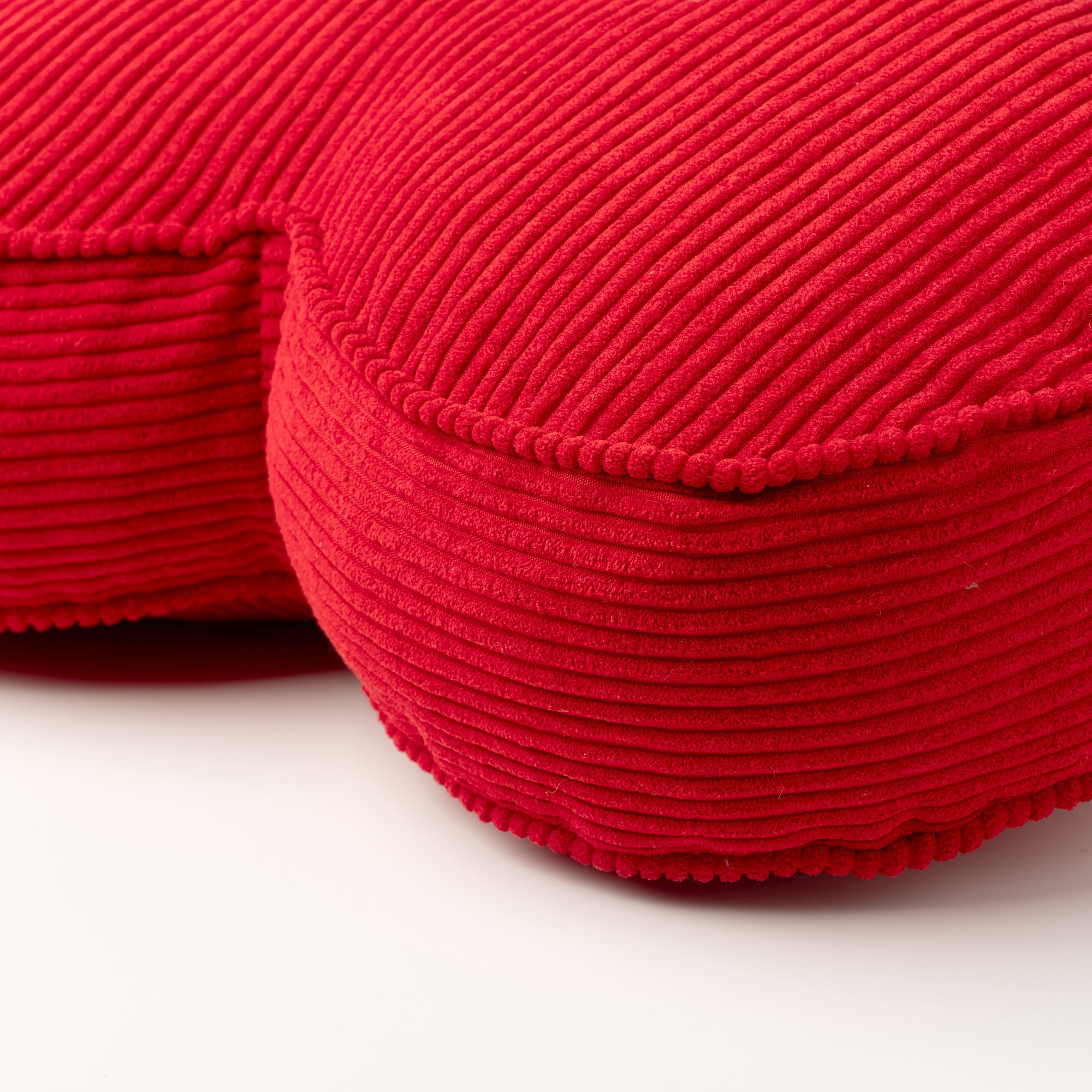 LOVE - Cushion 40x40 cm - True Red