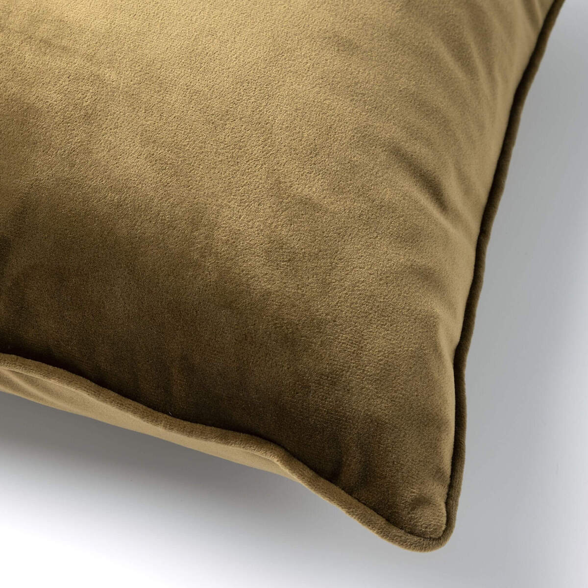 FINN - Cushion 60x60 - Military Olive - green