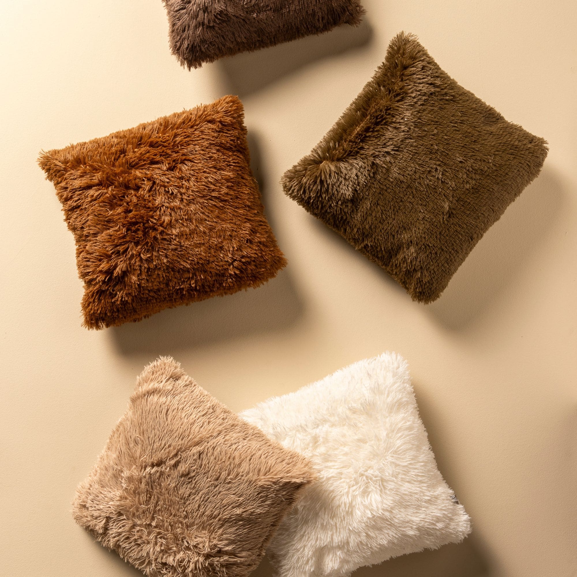 FLUFFY - sierkussen 60x60 cm - superzacht - XL kussen - Military Olive - groen