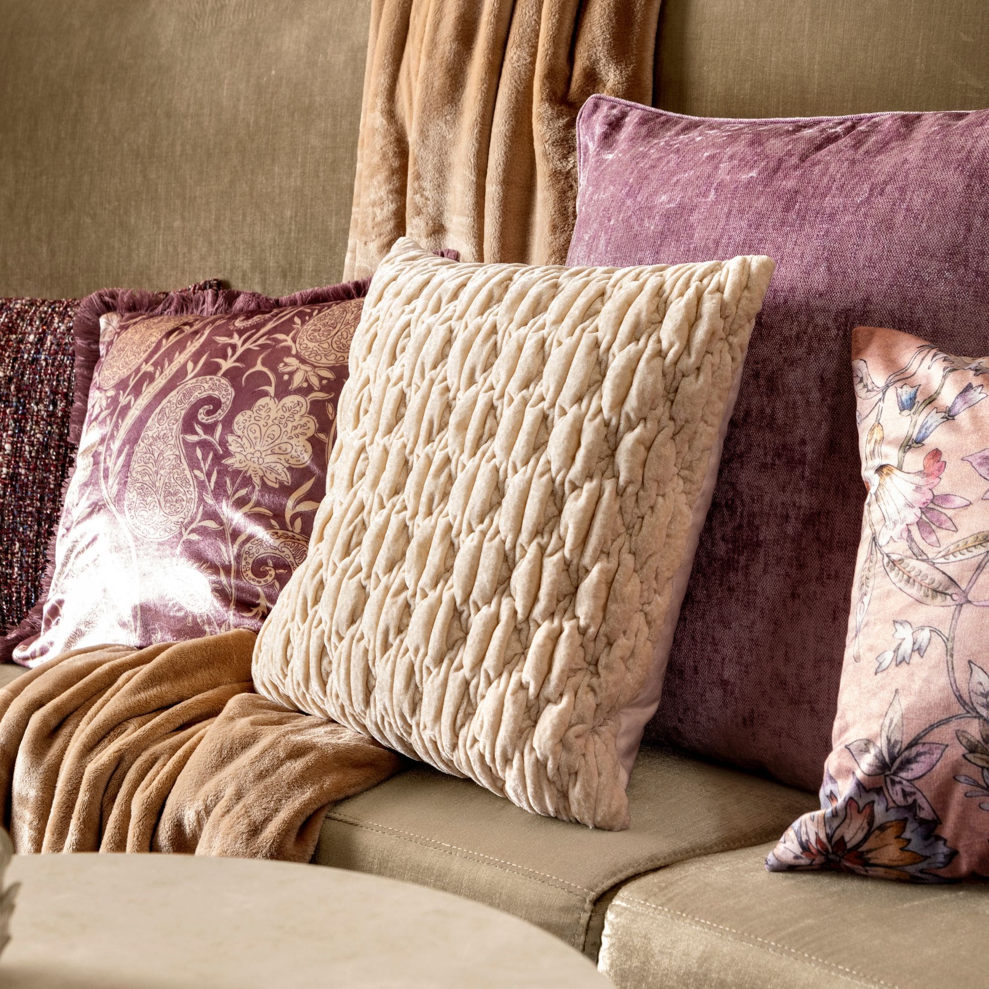 FLORE - sierkussen 45x45 cm - bloemenprint - Misty Rose - roze