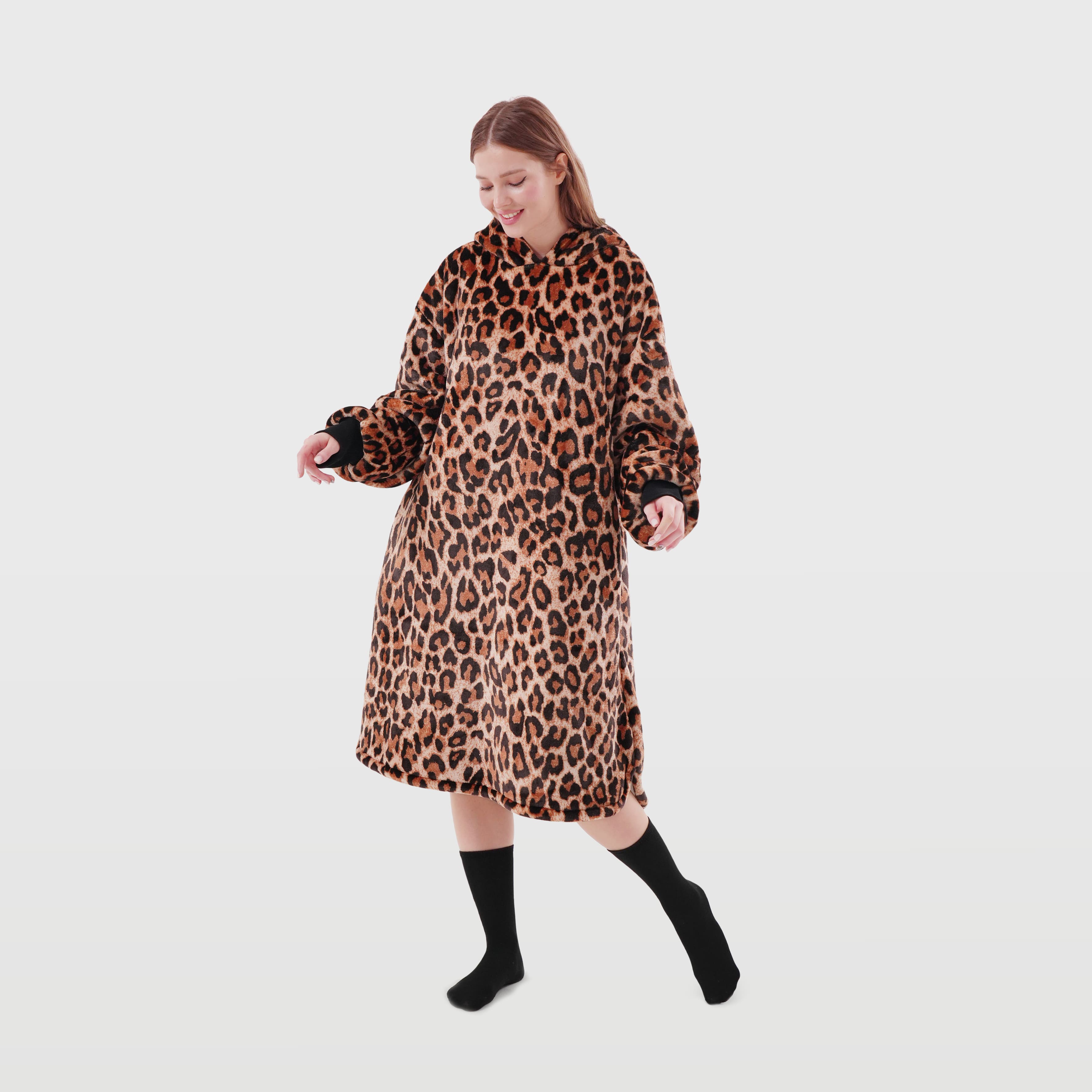 FEMALE CHEETAH - Hoodie for adult 70x110 cm - Tobacco Brown - brown