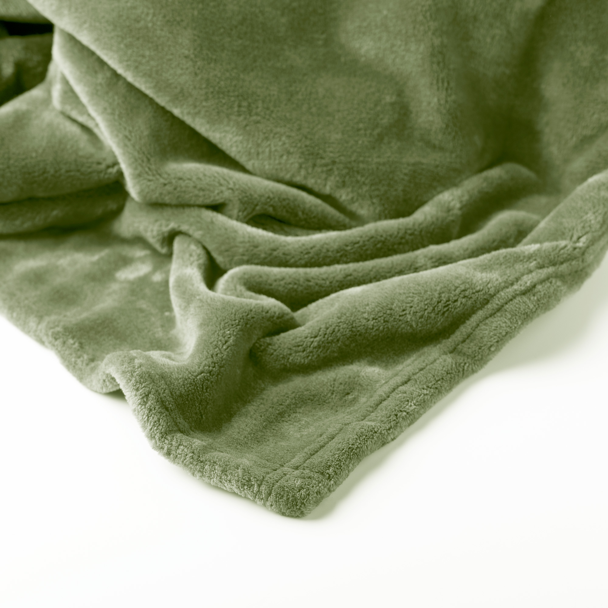 Do you want a luxurious and soft bedspread? Dutch Decor