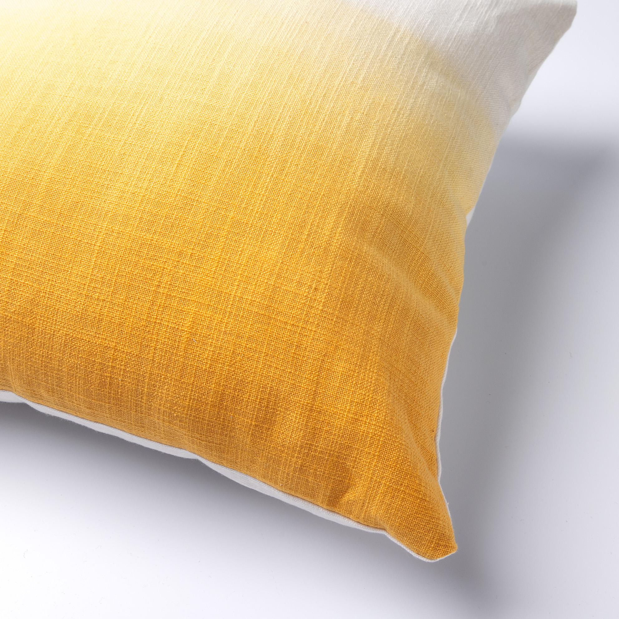 ROBIN - Cushion 45x45 cm Golden Glow - yellow