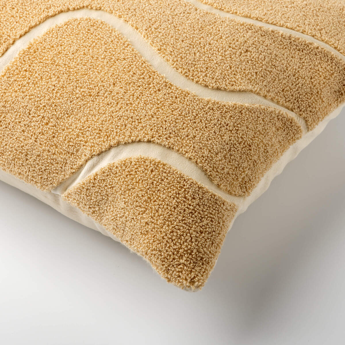 CIRI - kussenhoes 45x45 cm - bouclé - Semolina - beige