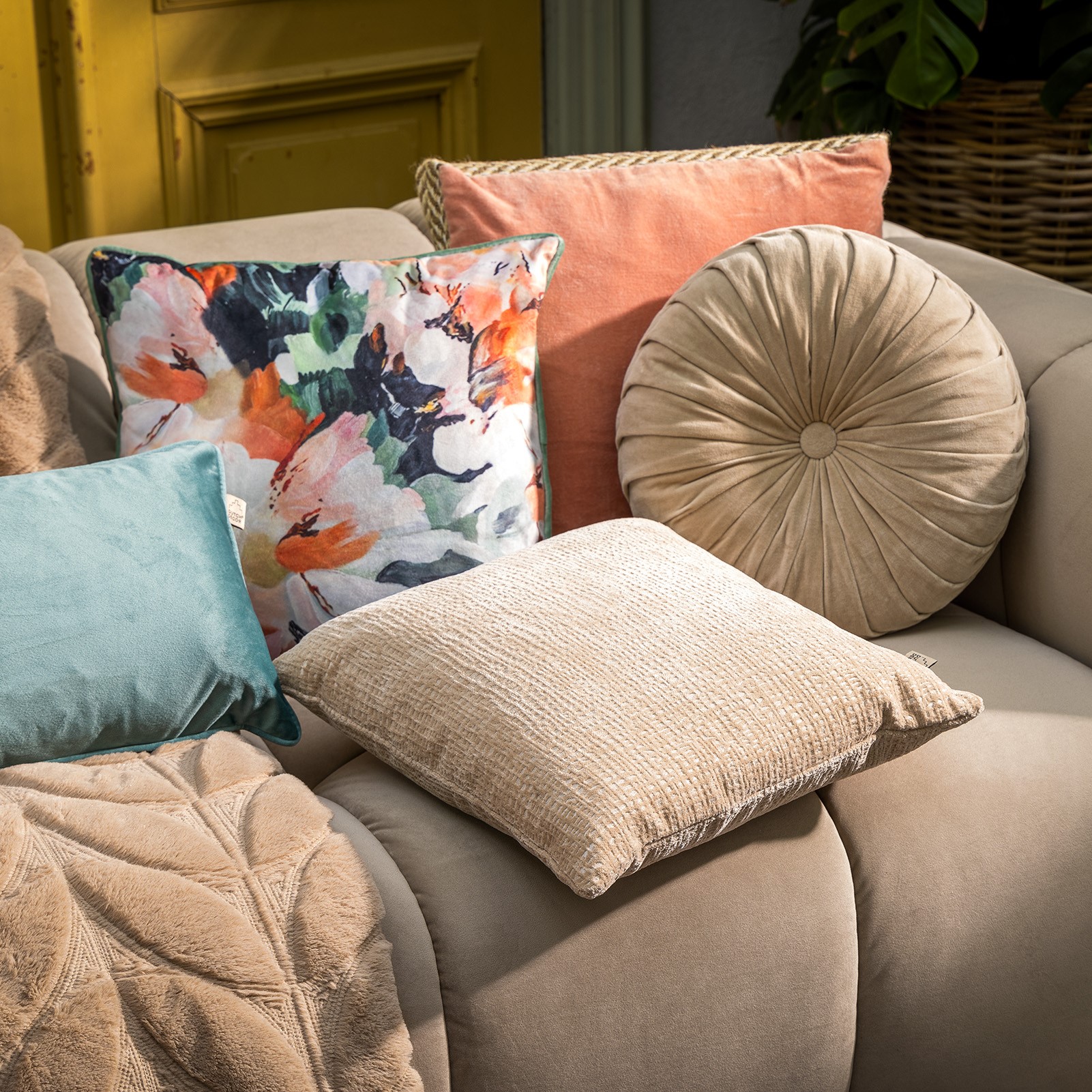 Dutch online decor cushions