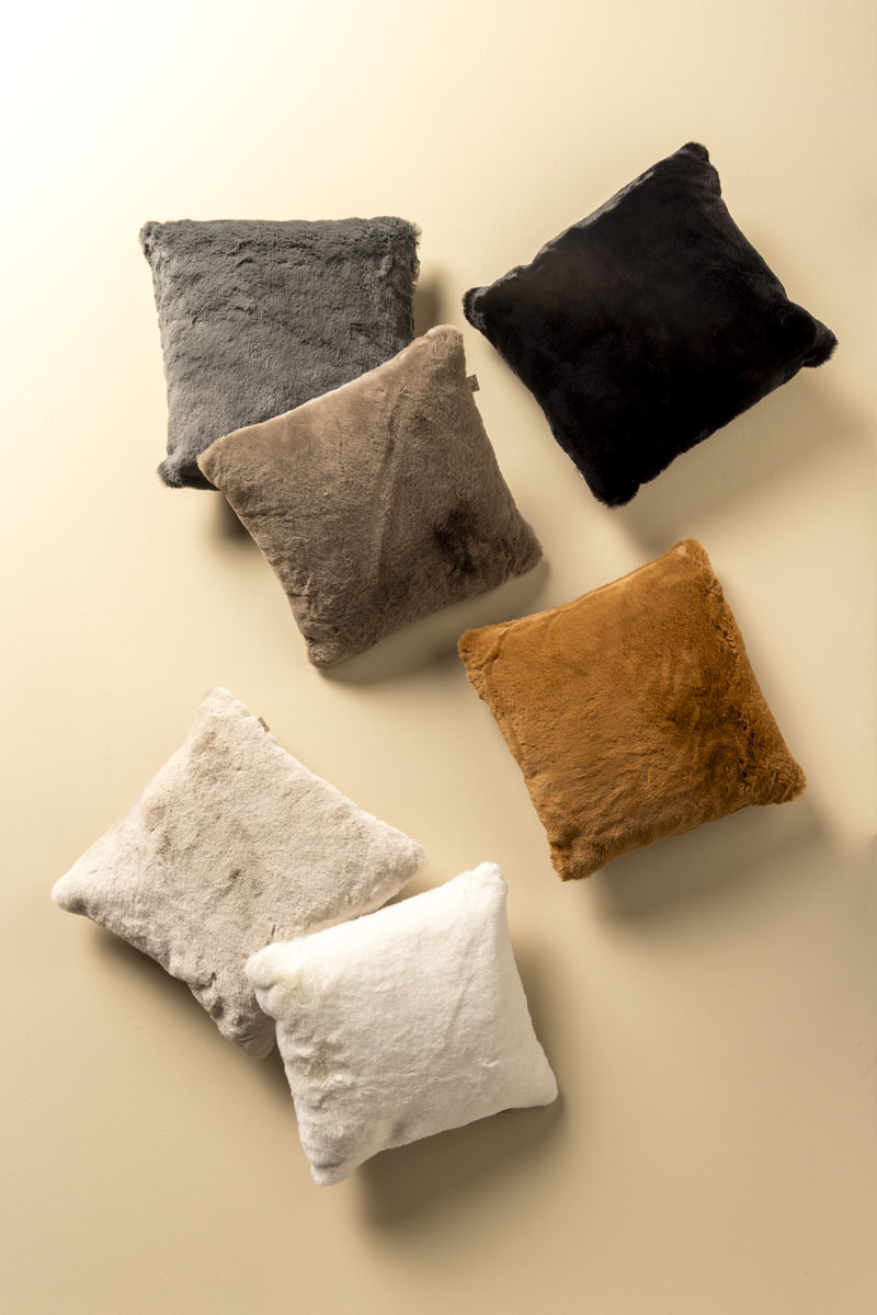 ZAYA - Coussin imitation fourrure Raven 45x45 cm 