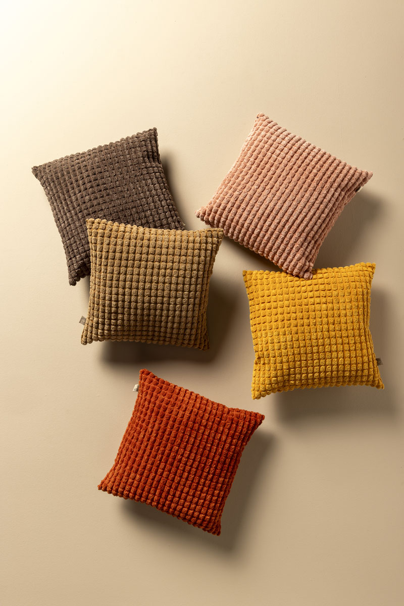 ROME - Sierkussen 45x45 cm - 100% polyester - effen kleur - Chai Tea - geel