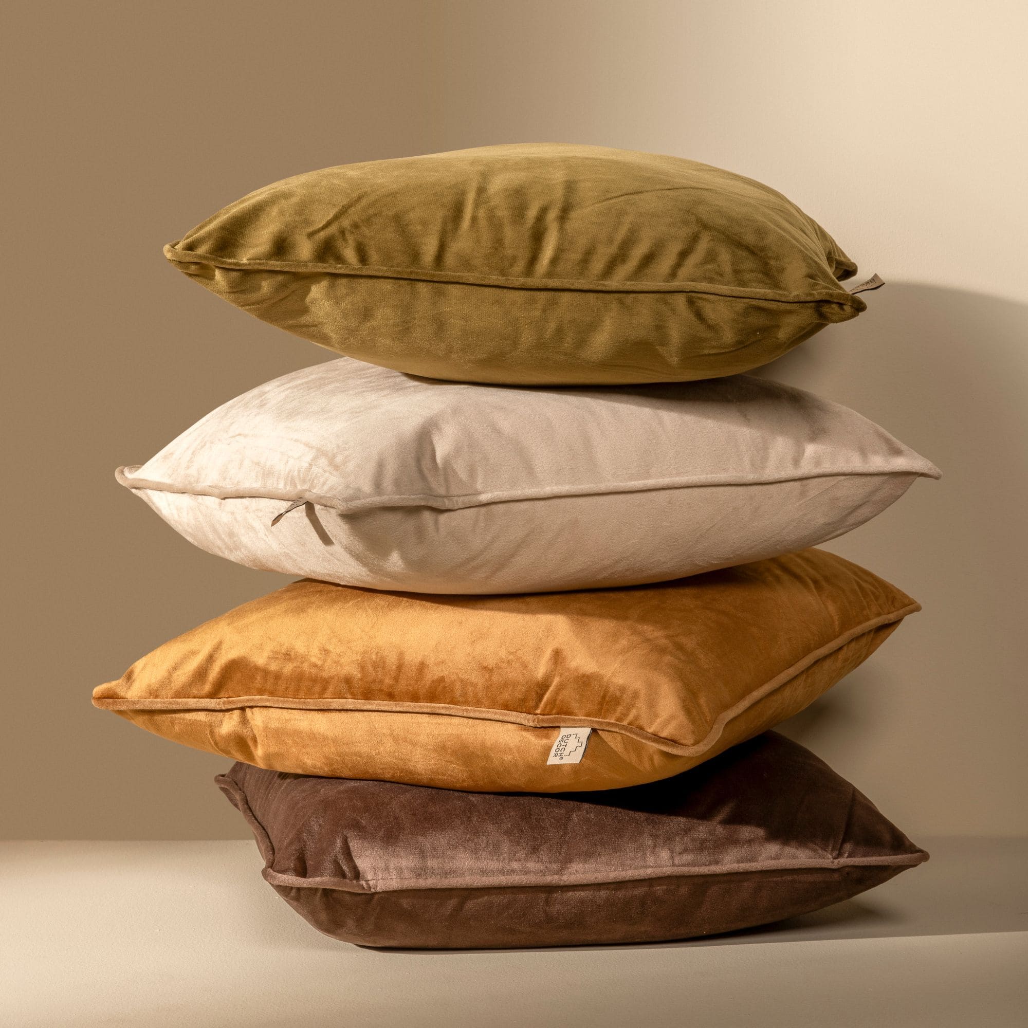 FINN - Sierkussen 45x45 cm - velvet - effen kleur - Military Olive - groen