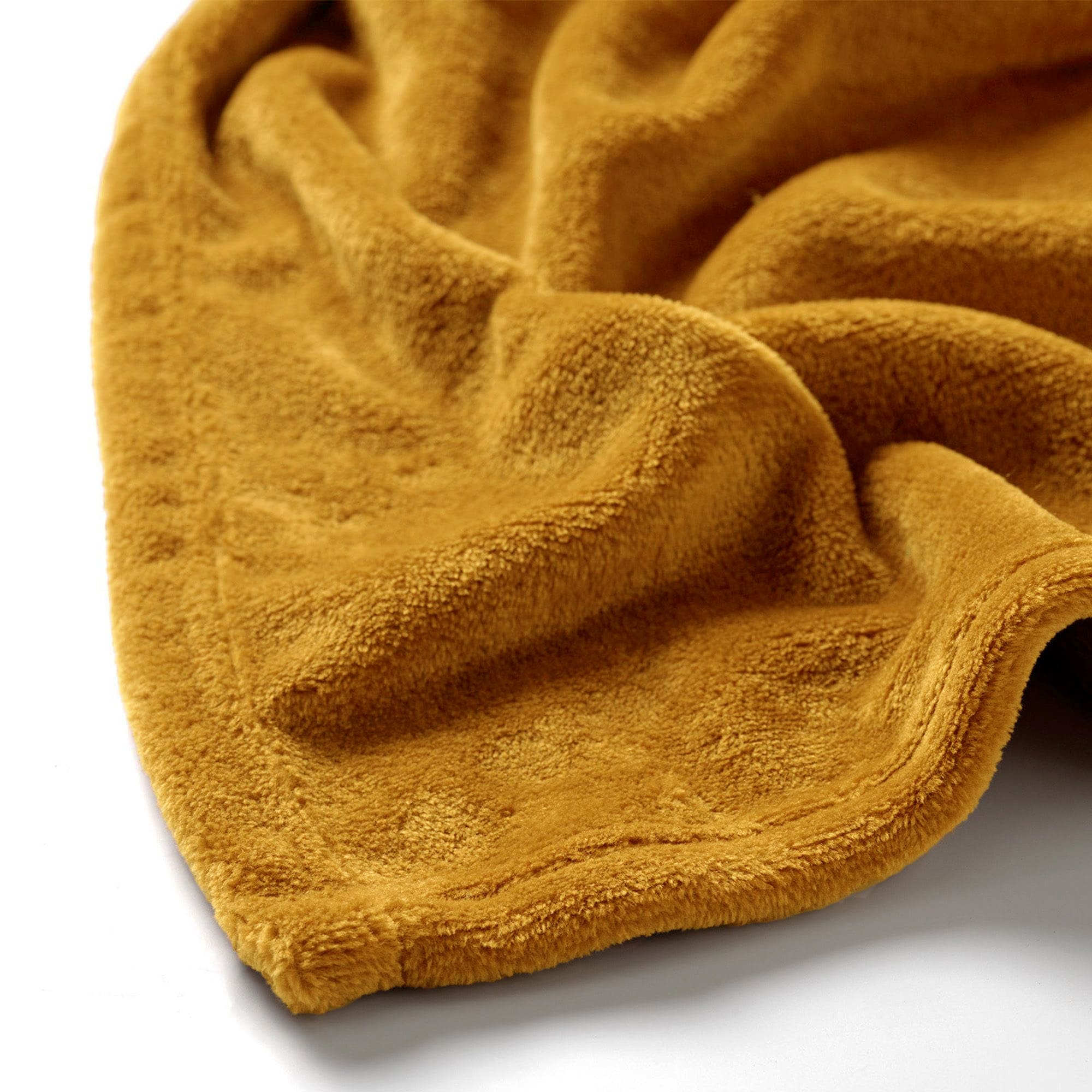 BILLY - Plaid 150x200 cm - flannel fleece - superzacht - Chai Tea - geel