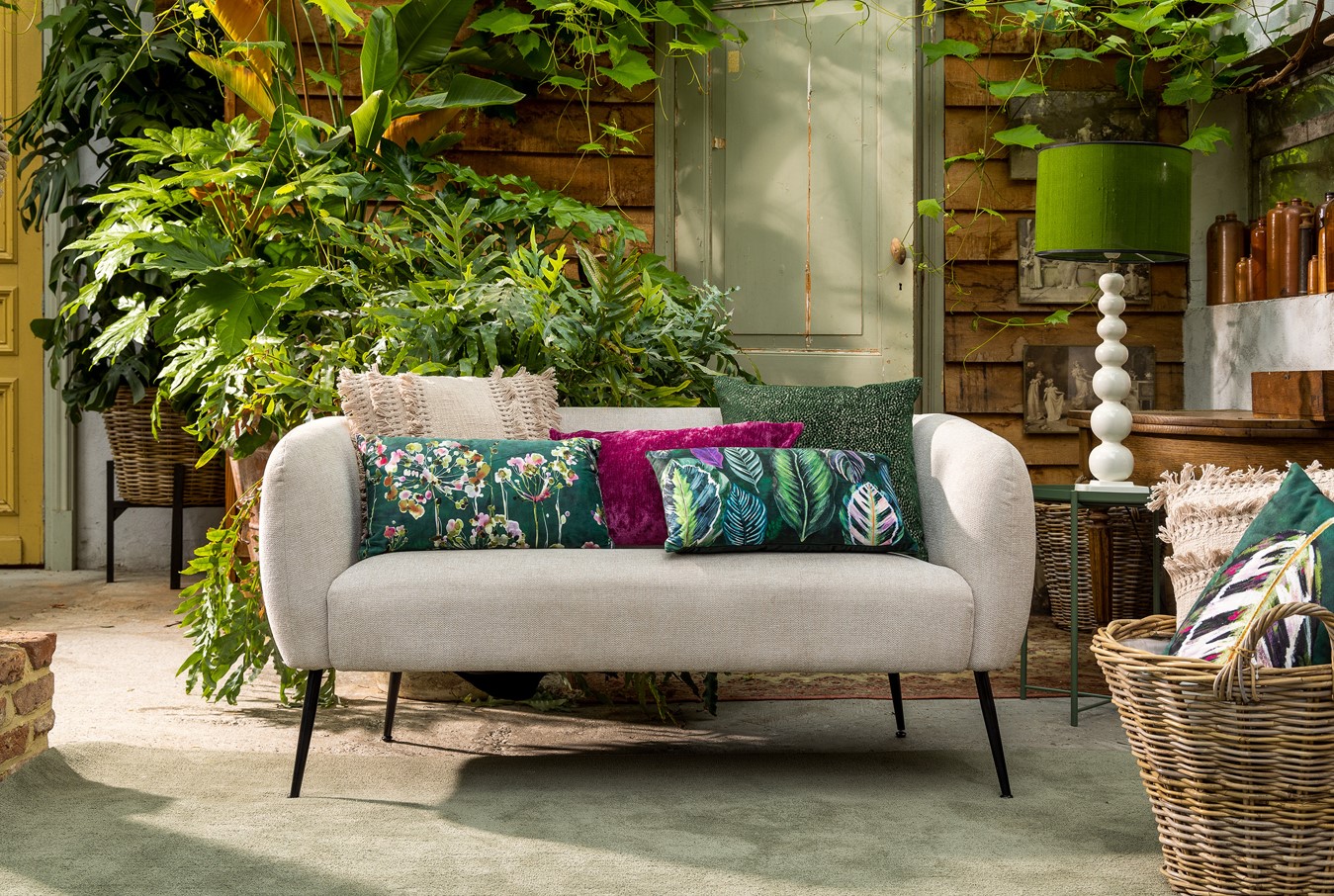 ARLO - Sierkussen 30x50 cm - bladprint - Greener Pastures - groen