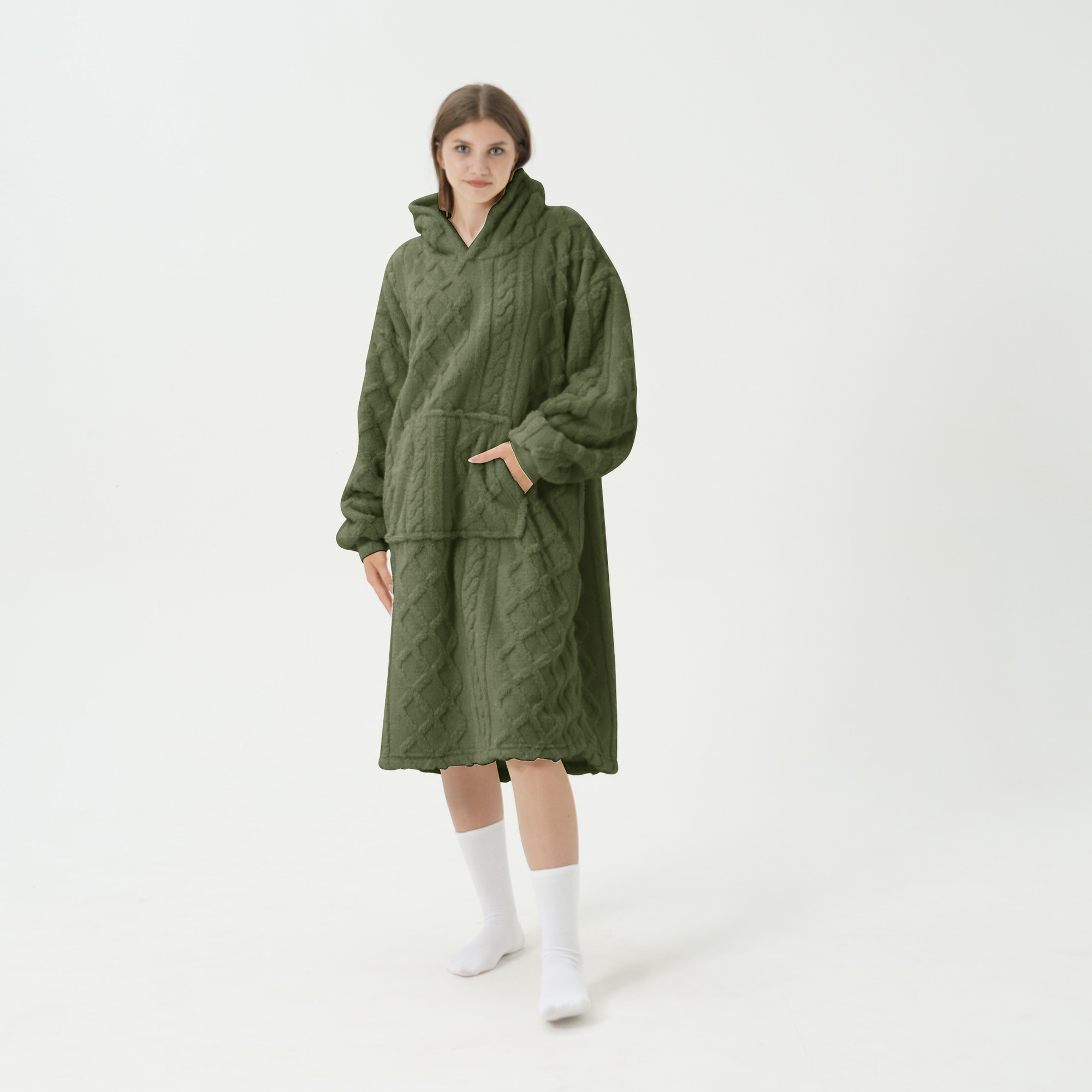 SOPHIE Hoodie-Decke mit Zopfmuster - 70x110 cm - Military Olive - grün