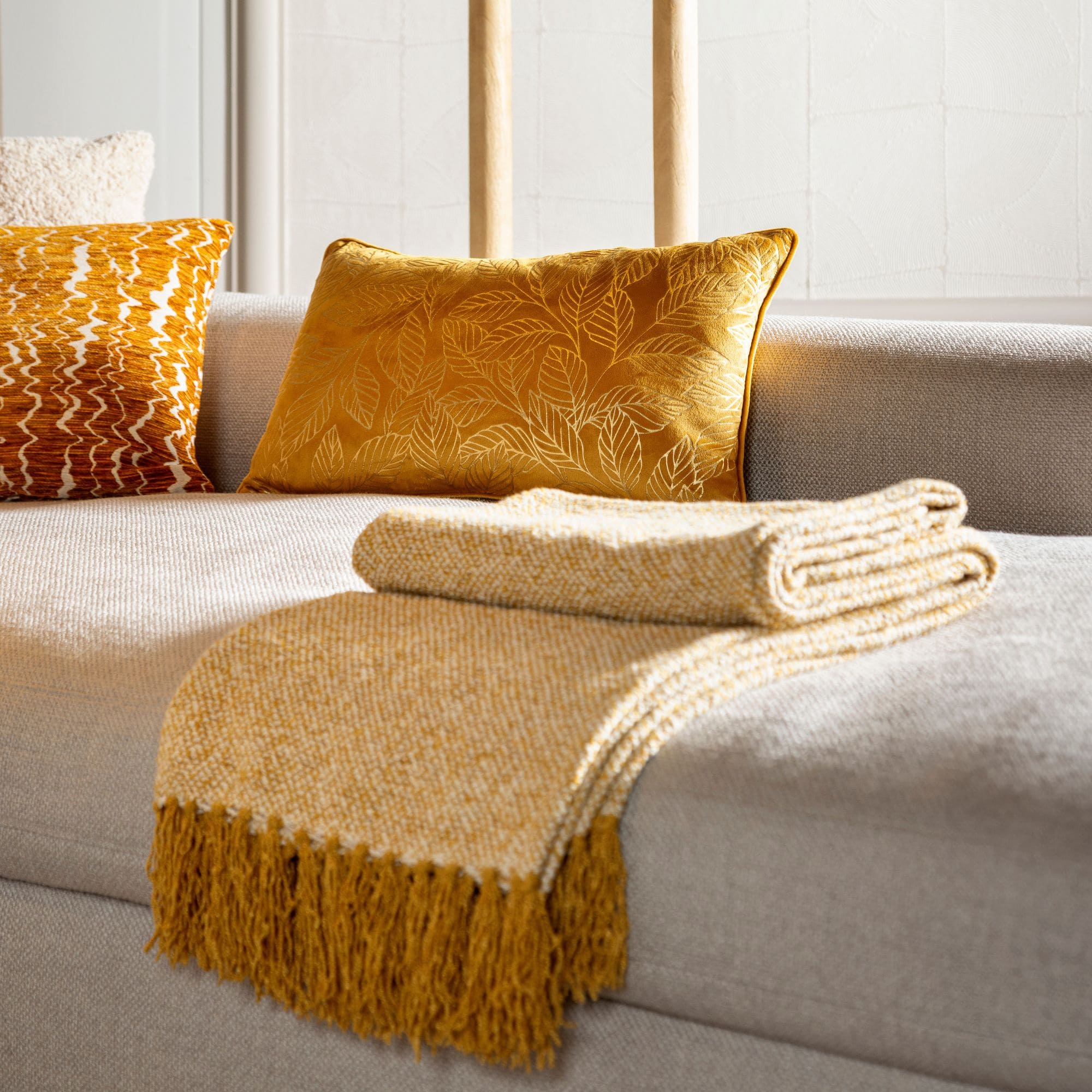 SALLY - plaid 140x180 cm - gemêleerd - 100% gerecycled - Chai Tea - geel